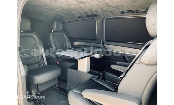 Buy Import Mercedes-Benz Viano Black Car in Import - Dubai in Antigua Buy Import Mercedes-Benz Viano Black Car in Import - Dubai in Antigua