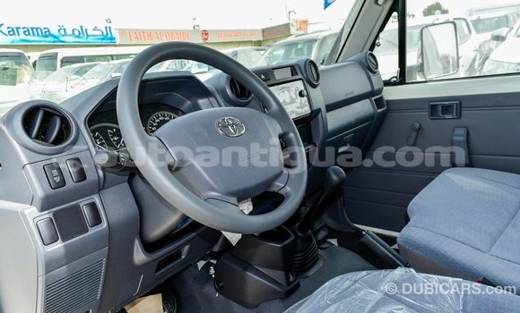 Buy Import Toyota Land Cruiser White Car in Import - Dubai in Antigua Buy Import Toyota Land Cruiser White Car in Import - Dubai in Antigua