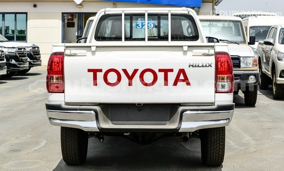 Buy Import Toyota Hilux White Car in Import - Dubai in Antigua Buy Import Toyota Hilux White Car in Import - Dubai in Antigua