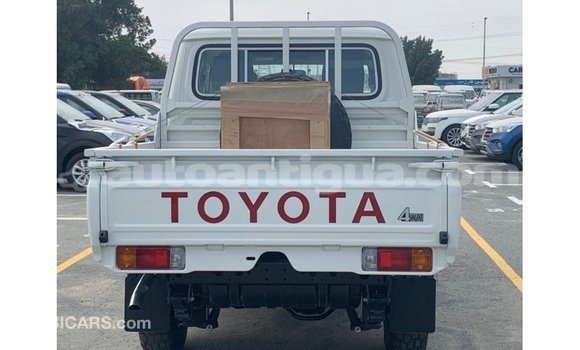 Buy Import Toyota Land Cruiser White Car in Import - Dubai in Antigua Buy Import Toyota Land Cruiser White Car in Import - Dubai in Antigua