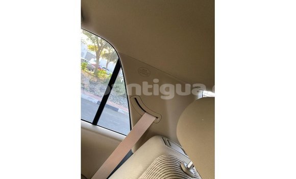 Buy Import Toyota HiAce White Truck in Import - Dubai in Antigua Buy Import Toyota HiAce White Truck in Import - Dubai in Antigua