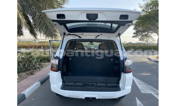 Buy Import Toyota HiAce White Truck in Import - Dubai in Antigua Buy Import Toyota HiAce White Truck in Import - Dubai in Antigua