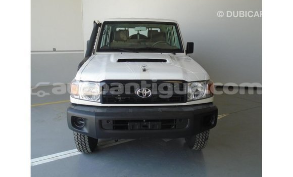 Buy Import Toyota Land Cruiser White Car in Import - Dubai in Antigua Buy Import Toyota Land Cruiser White Car in Import - Dubai in Antigua