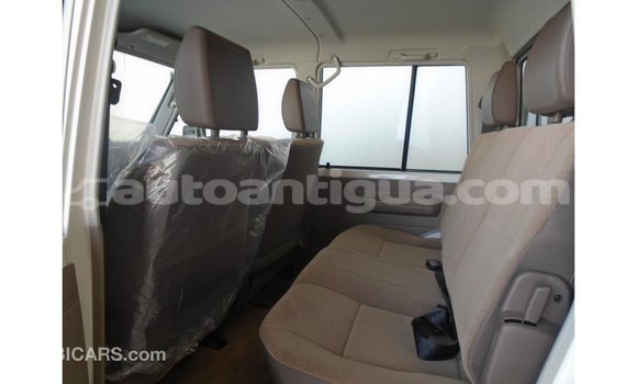 Buy Import Toyota Land Cruiser White Car in Import - Dubai in Antigua Buy Import Toyota Land Cruiser White Car in Import - Dubai in Antigua
