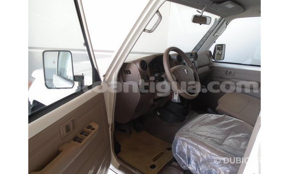 Buy Import Toyota Land Cruiser White Car in Import - Dubai in Antigua Buy Import Toyota Land Cruiser White Car in Import - Dubai in Antigua