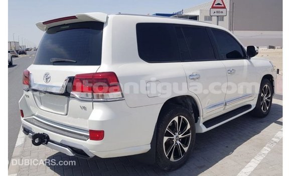 Buy Import Toyota Land Cruiser White Car in Import - Dubai in Antigua Buy Import Toyota Land Cruiser White Car in Import - Dubai in Antigua