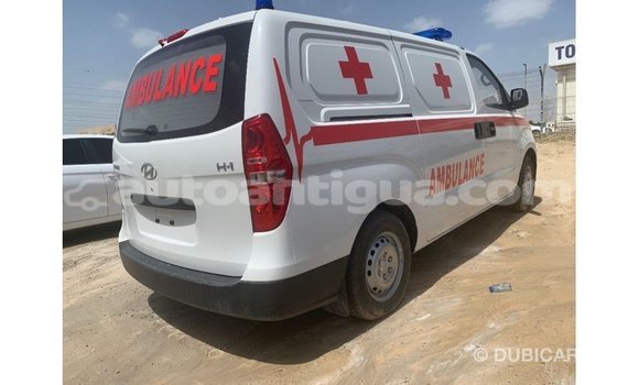 Buy Import Hyundai Accent White Car in Import - Dubai in Antigua Buy Import Hyundai Accent White Car in Import - Dubai in Antigua