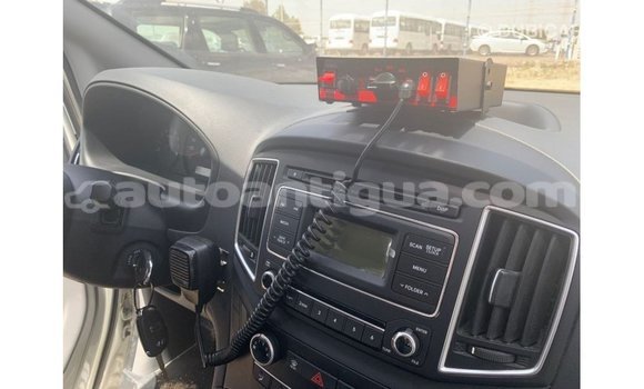 Buy Import Hyundai Accent White Car in Import - Dubai in Antigua Buy Import Hyundai Accent White Car in Import - Dubai in Antigua