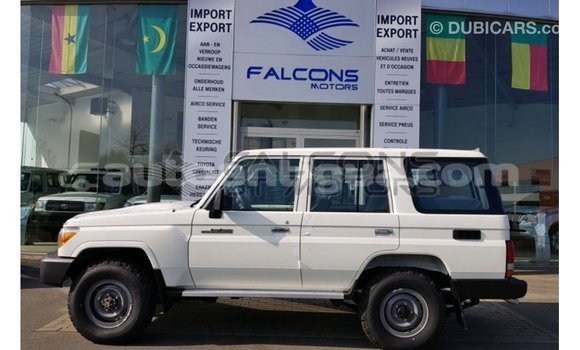 Buy Import Toyota Land Cruiser White Car in Import - Dubai in Antigua Buy Import Toyota Land Cruiser White Car in Import - Dubai in Antigua