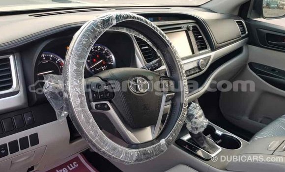 Buy Import Toyota Highlander Other Car in Import - Dubai in Antigua Buy Import Toyota Highlander Other Car in Import - Dubai in Antigua