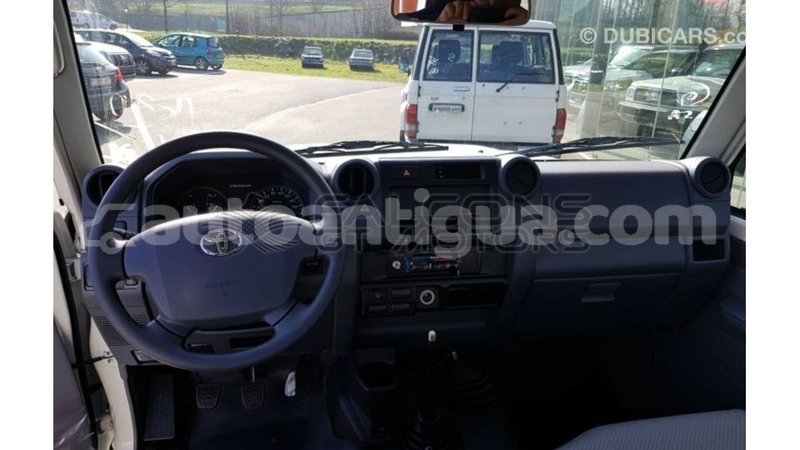 Big with watermark toyota land cruiser antigua import dubai 2883