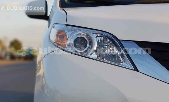 Buy Import Toyota Sienna White Car in Import - Dubai in Antigua Buy Import Toyota Sienna White Car in Import - Dubai in Antigua