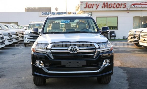 Buy Import Toyota Land Cruiser Black Car in Import - Dubai in Antigua Buy Import Toyota Land Cruiser Black Car in Import - Dubai in Antigua