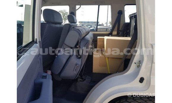 Buy Import Toyota Land Cruiser White Car in Import - Dubai in Antigua Buy Import Toyota Land Cruiser White Car in Import - Dubai in Antigua