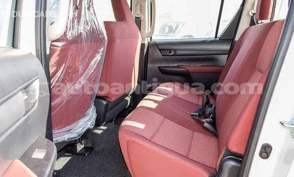 Buy Import Toyota Hilux White Car in Import - Dubai in Antigua Buy Import Toyota Hilux White Car in Import - Dubai in Antigua