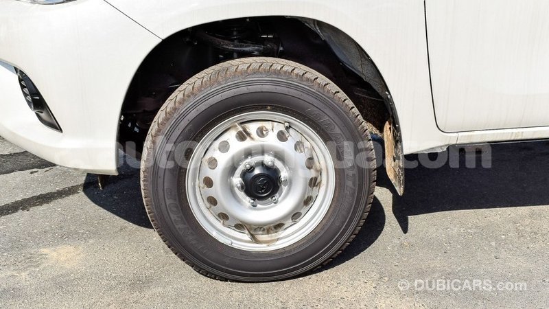 Big with watermark toyota hilux antigua import dubai 2924