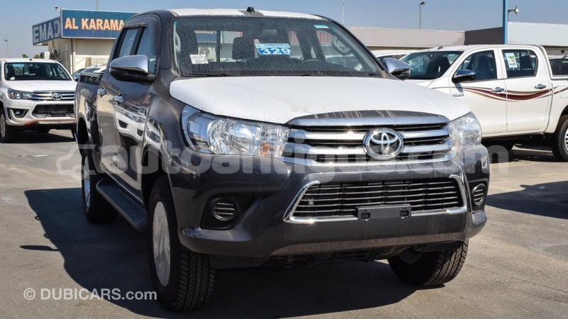 Big with watermark toyota hilux antigua import dubai 2926
