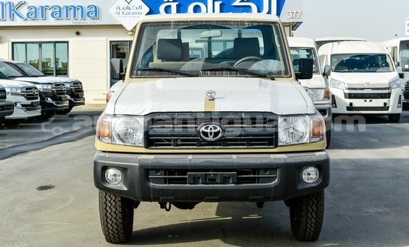 Buy Import Toyota Land Cruiser Beige Car in Import - Dubai in Antigua Buy Import Toyota Land Cruiser Beige Car in Import - Dubai in Antigua