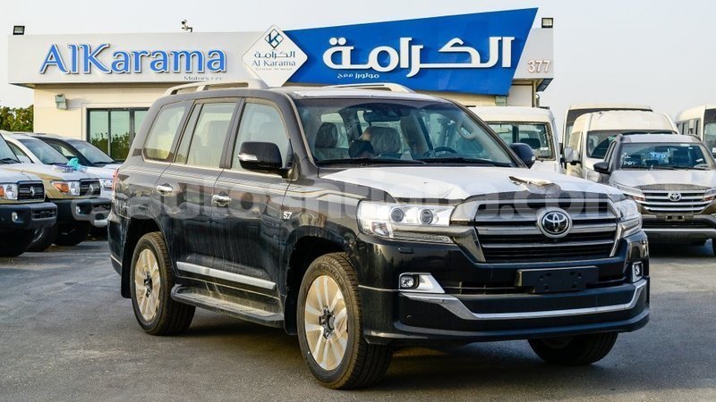 Big with watermark toyota land cruiser antigua import dubai 2929