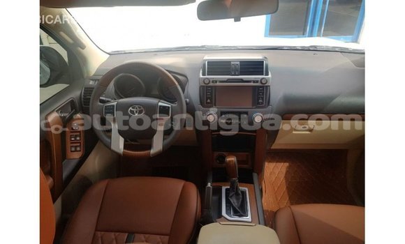 Buy Import Toyota Land Cruiser White Car in Import - Dubai in Antigua Buy Import Toyota Land Cruiser White Car in Import - Dubai in Antigua