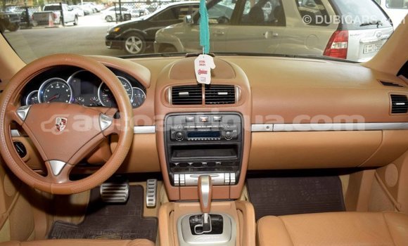 Buy Import Porsche Cayenne Green Car in Import - Dubai in Antigua Buy Import Porsche Cayenne Green Car in Import - Dubai in Antigua