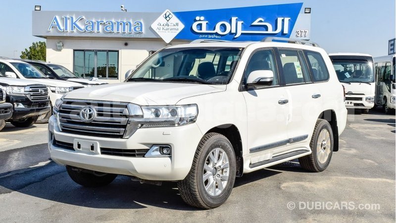 Big with watermark toyota land cruiser antigua import dubai 2937
