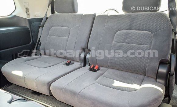 Buy Import Toyota Land Cruiser White Car in Import - Dubai in Antigua Buy Import Toyota Land Cruiser White Car in Import - Dubai in Antigua