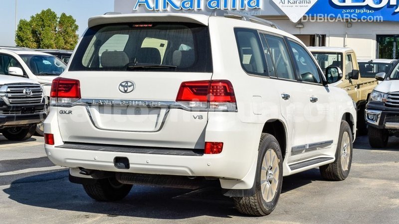 Big with watermark toyota land cruiser antigua import dubai 2937