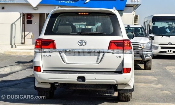 Buy Import Toyota Land Cruiser White Car in Import - Dubai in Antigua Buy Import Toyota Land Cruiser White Car in Import - Dubai in Antigua
