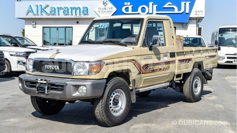 Big with watermark toyota land cruiser antigua import dubai 2938