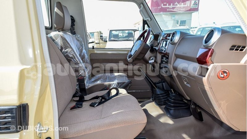 Big with watermark toyota land cruiser antigua import dubai 2938