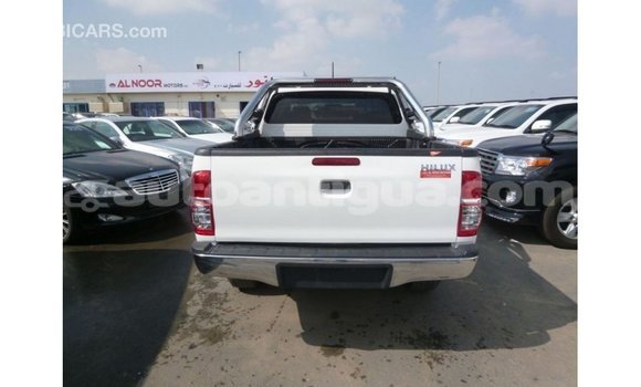 Buy Import Toyota Hilux White Car in Import - Dubai in Antigua Buy Import Toyota Hilux White Car in Import - Dubai in Antigua