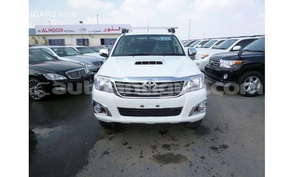Buy Import Toyota Hilux White Car in Import - Dubai in Antigua Buy Import Toyota Hilux White Car in Import - Dubai in Antigua