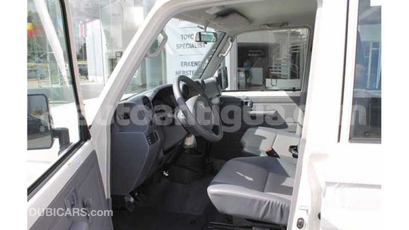 Big with watermark toyota land cruiser antigua import dubai 2949
