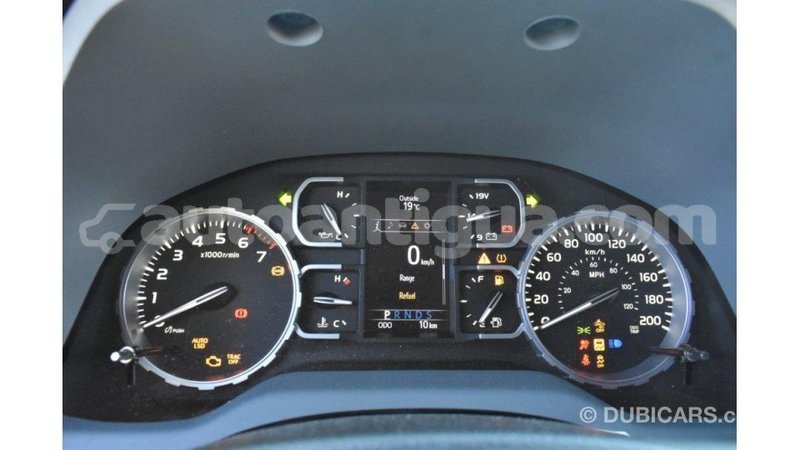 Big with watermark toyota tundra antigua import dubai 2983