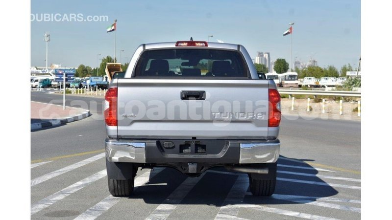Big with watermark toyota tundra antigua import dubai 2983