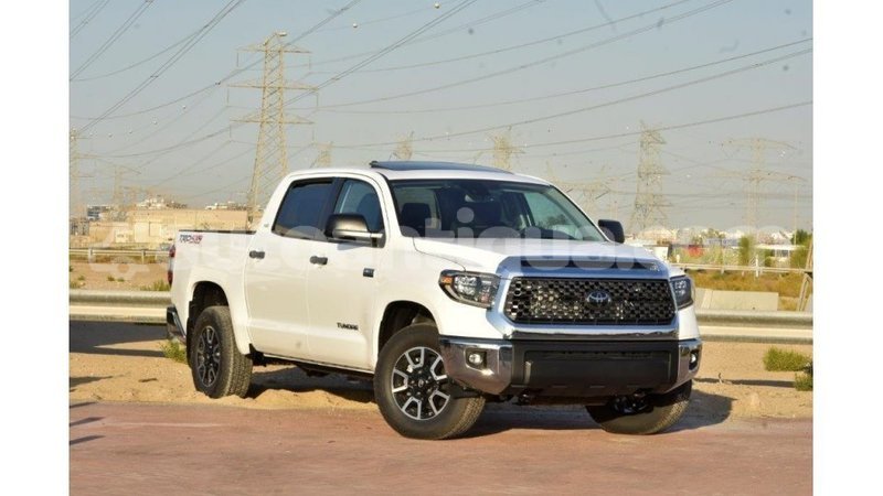 Big with watermark toyota tundra antigua import dubai 2997