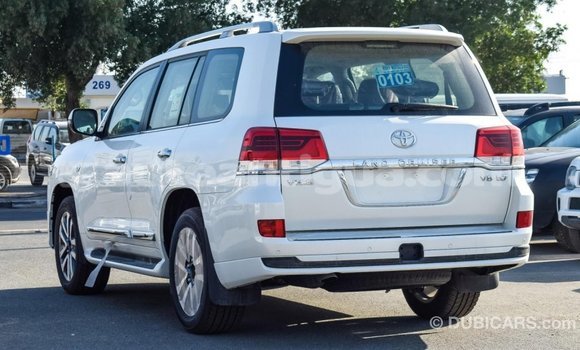 Buy Import Toyota Land Cruiser White Car in Import - Dubai in Antigua Buy Import Toyota Land Cruiser White Car in Import - Dubai in Antigua