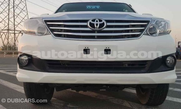 Buy Import Toyota Fortuner White Car in Import - Dubai in Antigua Buy Import Toyota Fortuner White Car in Import - Dubai in Antigua