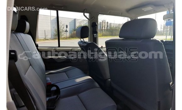 Buy Import Toyota Land Cruiser White Car in Import - Dubai in Antigua Buy Import Toyota Land Cruiser White Car in Import - Dubai in Antigua