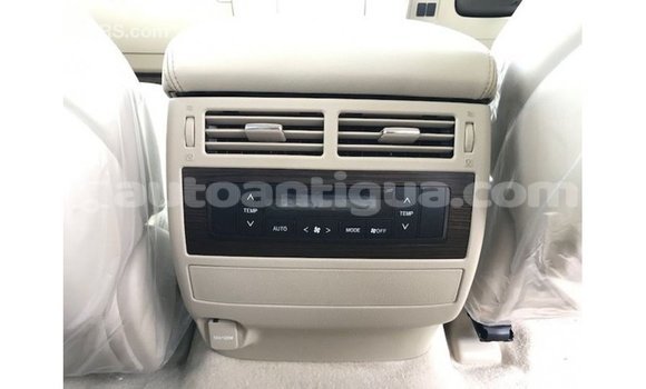 Buy Import Toyota Land Cruiser White Car in Import - Dubai in Antigua Buy Import Toyota Land Cruiser White Car in Import - Dubai in Antigua