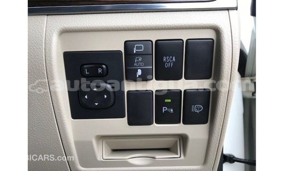 Buy Import Toyota Land Cruiser White Car in Import - Dubai in Antigua Buy Import Toyota Land Cruiser White Car in Import - Dubai in Antigua