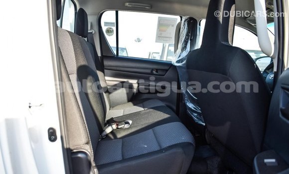 Buy Import Toyota Hilux White Car in Import - Dubai in Antigua Buy Import Toyota Hilux White Car in Import - Dubai in Antigua