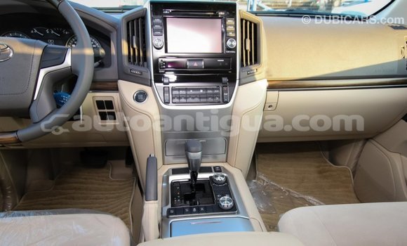Buy Import Toyota Land Cruiser White Car in Import - Dubai in Antigua Buy Import Toyota Land Cruiser White Car in Import - Dubai in Antigua