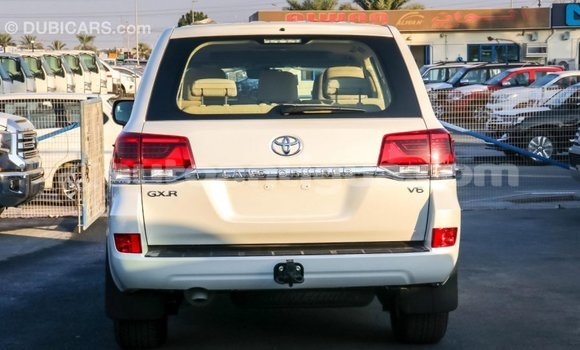 Buy Import Toyota Land Cruiser White Car in Import - Dubai in Antigua Buy Import Toyota Land Cruiser White Car in Import - Dubai in Antigua