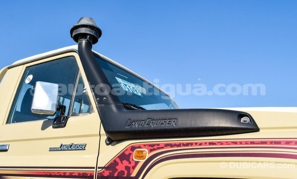 Buy Import Toyota Land Cruiser Beige Car in Import - Dubai in Antigua Buy Import Toyota Land Cruiser Beige Car in Import - Dubai in Antigua