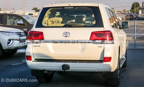 Buy Import Toyota Land Cruiser White Car in Import - Dubai in Antigua Buy Import Toyota Land Cruiser White Car in Import - Dubai in Antigua