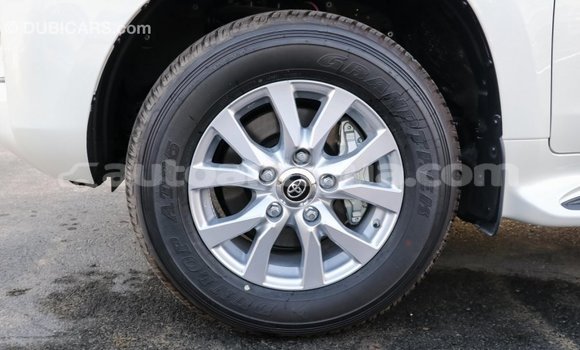 Buy Import Toyota Land Cruiser White Car in Import - Dubai in Antigua Buy Import Toyota Land Cruiser White Car in Import - Dubai in Antigua