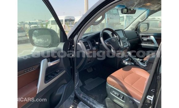 Buy Import Toyota Land Cruiser Black Car in Import - Dubai in Antigua Buy Import Toyota Land Cruiser Black Car in Import - Dubai in Antigua
