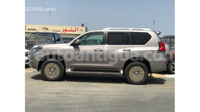 Big with watermark toyota prado antigua import dubai 3058